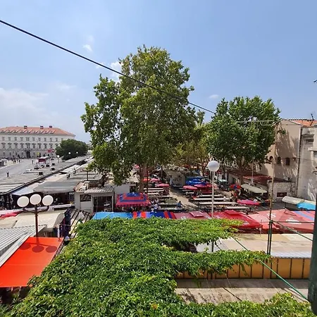 Old Town Anamarija * ספליט